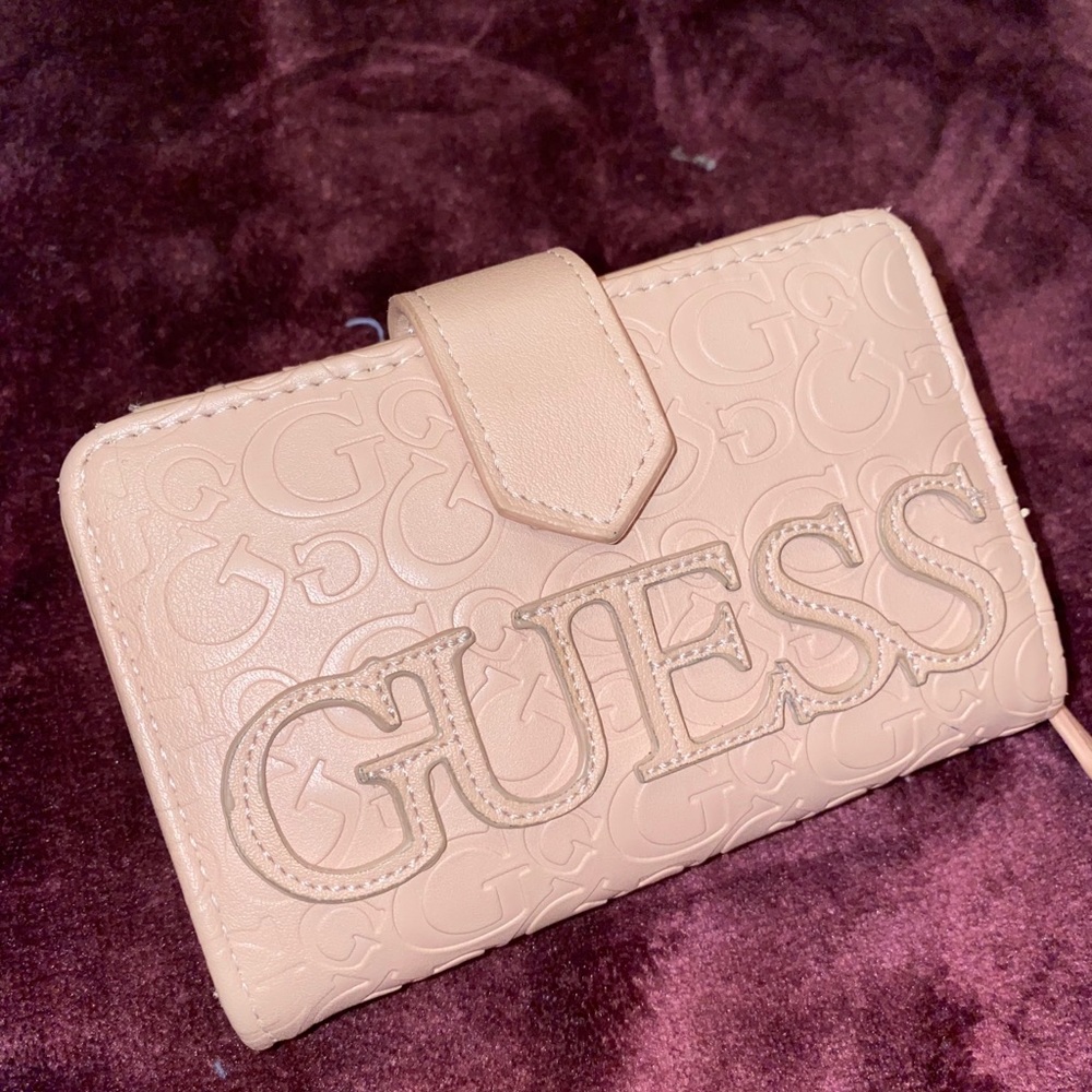 Guess wallet